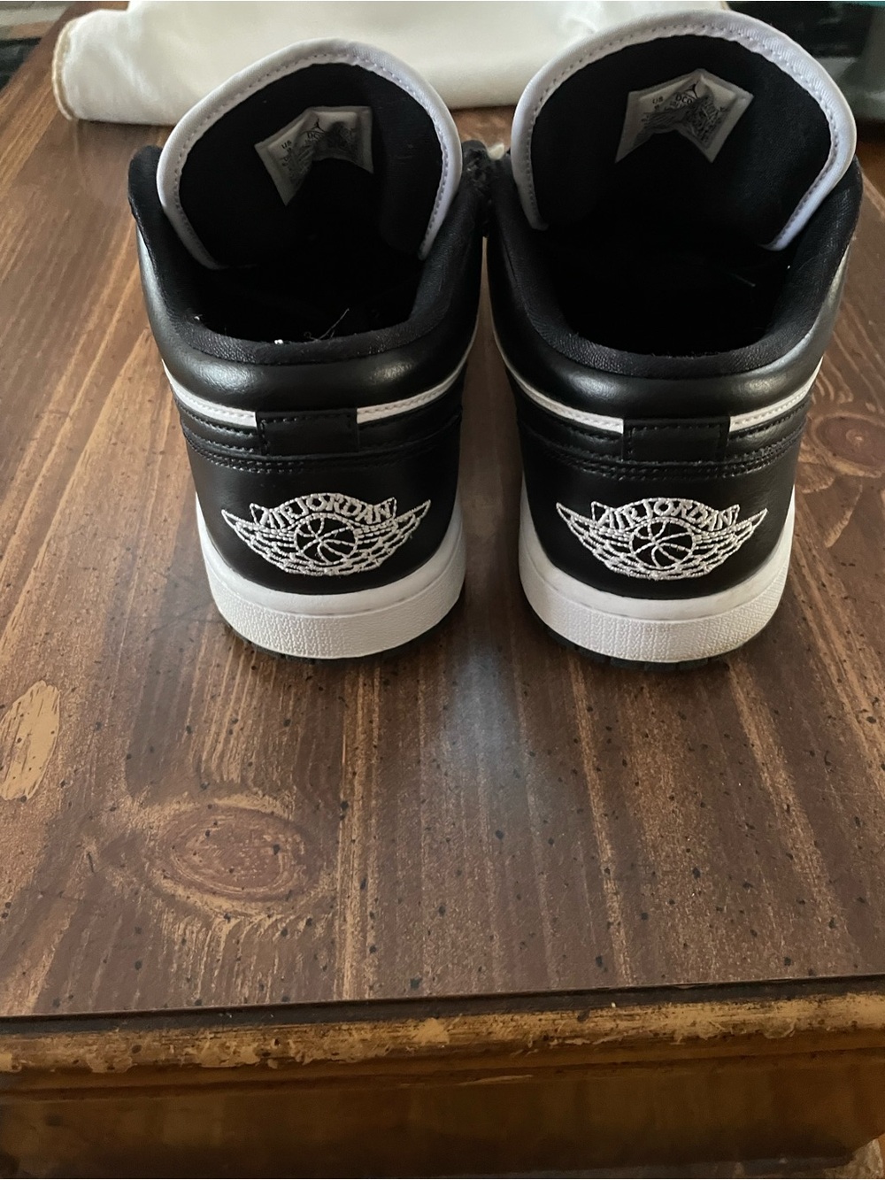 Jordan 1 Low Top Panda Sneakers White and Black - Picture 2 of 5